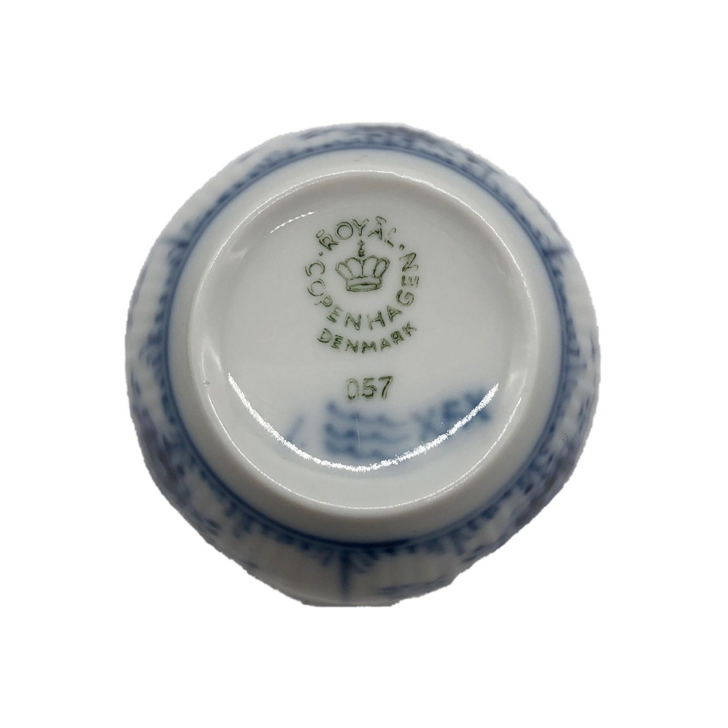 ROYAL COPENHAGEN (ロイヤル・コペンハーゲン) カップ&ソーサー 2000