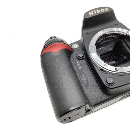 Nikon (ニコン) デジタル一眼レフカメラ レンズ無し D90 1290万画素 APS-C 23.6mm×15.8mm CMOS 2102880