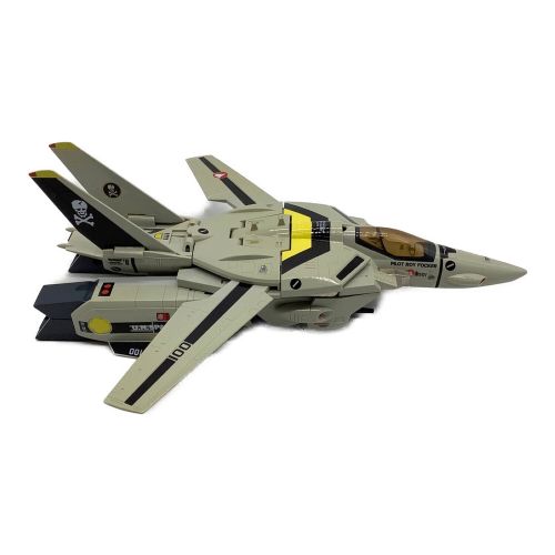 BANDAI (バンダイ) 男の子おもちゃ VF-1S バルキリー ロイ・フォッカー機 「超時空要塞マクロス」 1/55 塗装済み完成品