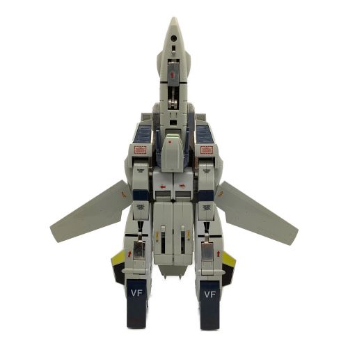 BANDAI (バンダイ) 男の子おもちゃ VF-1S バルキリー ロイ・フォッカー機 「超時空要塞マクロス」 1/55 塗装済み完成品