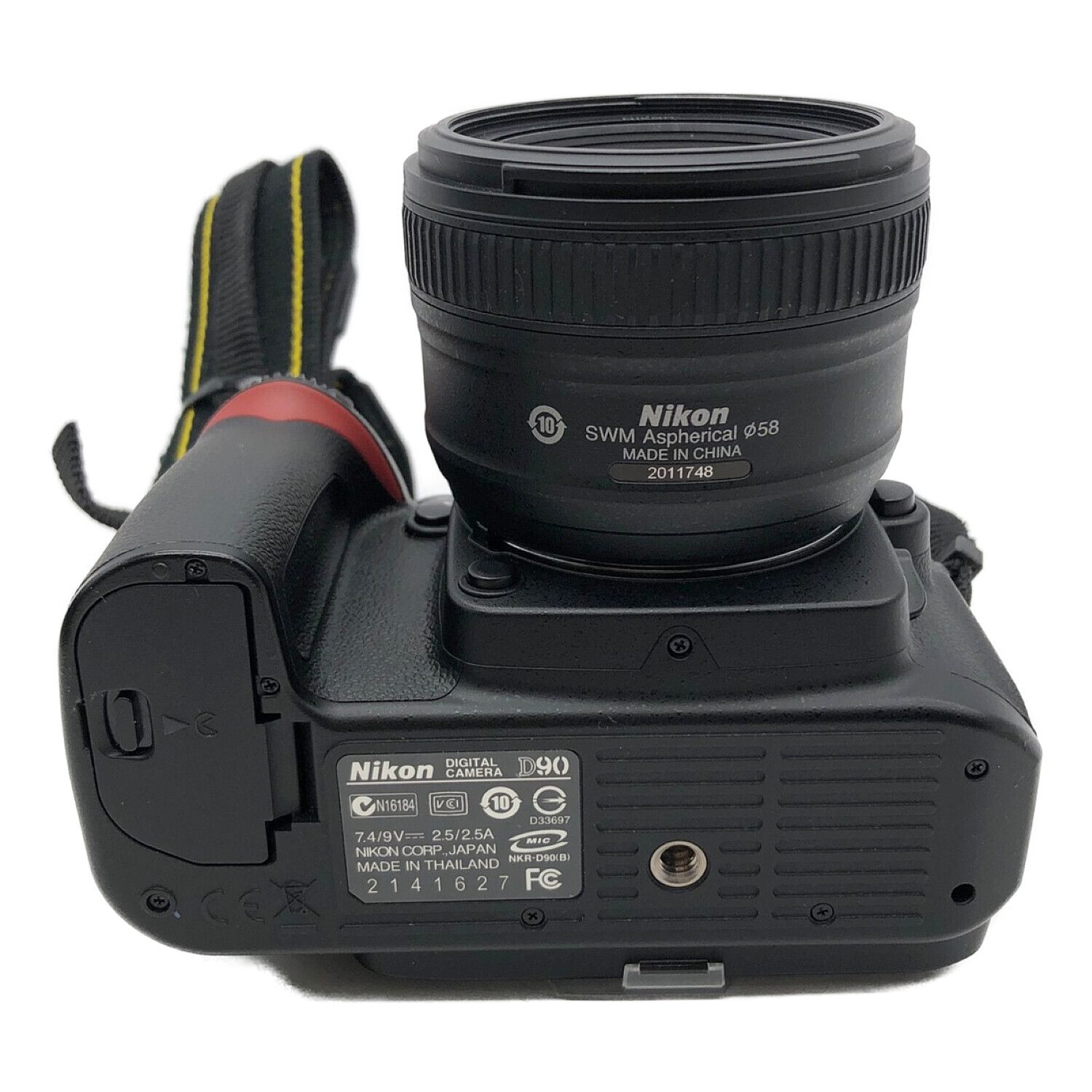 Nikon (ニコン) デジタル一眼レフカメラ バッテリー2個・充電器2個付