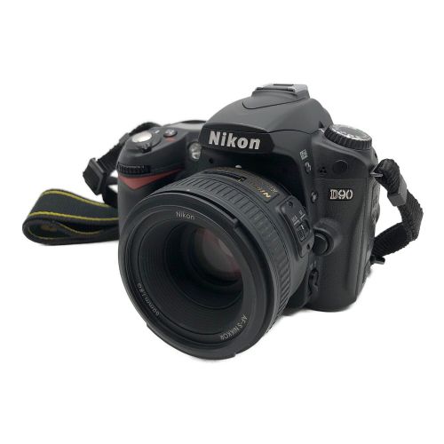 Nikon (ニコン) デジタル一眼レフカメラ バッテリー2個・充電器2個付 ...