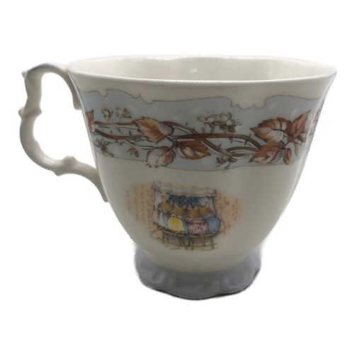 ROYAL DOULTON (ロイヤルドルトン) カップ WINNTER ブランベリーヘッジ