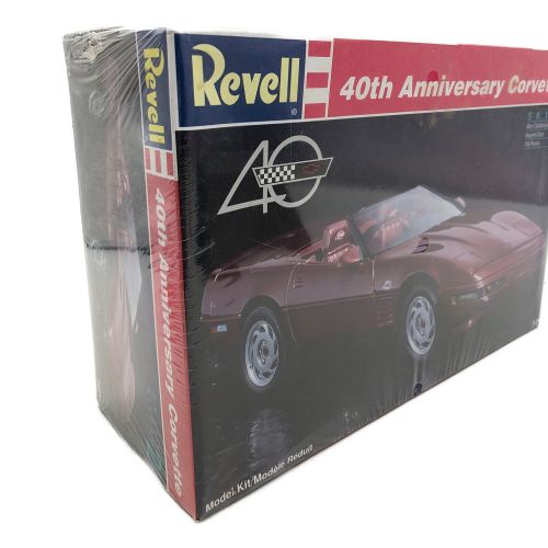 Revell (レベル) ミニカー 1/24サイズ 40周年アニバーサリー コルベット Anniversary Corvette｜トレファクONLINE