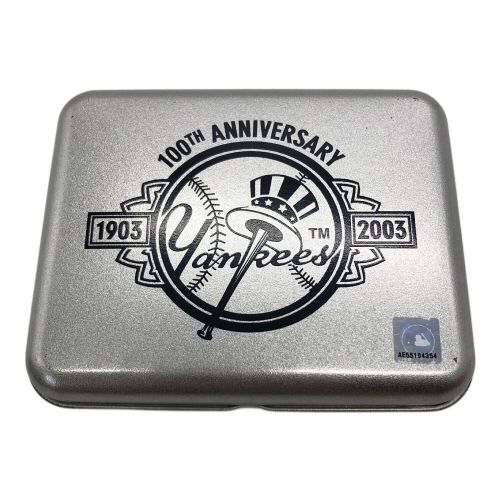 ZIPPO&ピンズセット ニューヨークヤンキース100周年記念限定品/箱付 シリアルNo.0062 未使用品