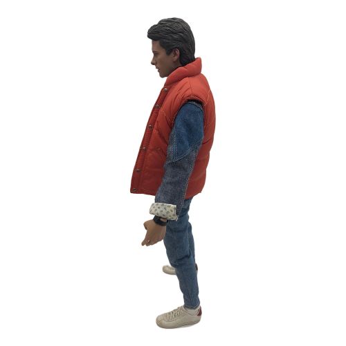 Hot toys ホットトイズ　BACK TO THE FUTURE (バックトゥザフューチャー) MARTY MCFLY 1/6TH SCALE COLLECTIBLE FIGURE