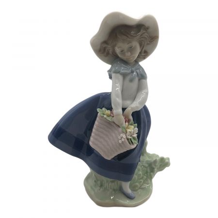 LLADRO (リヤドロ) フィギュリン 綺麗な花ばかり｜トレファクONLINE