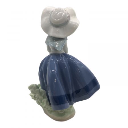 LLADRO (リヤドロ) フィギュリン 綺麗な花ばかり｜トレファクONLINE