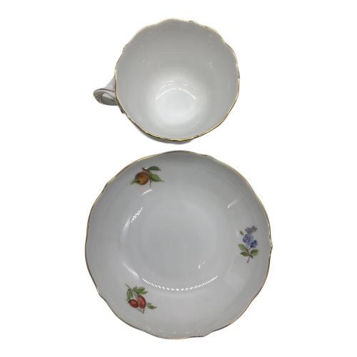 Meissen (マイセン) カップ&ソーサー 240210 338 葡萄&プラム * 果実模様