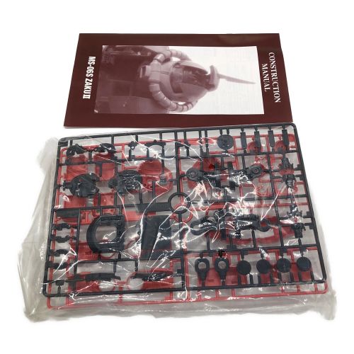 BANDAI (バンダイ) ガンプラ 箱キズ・ヨゴレ・変形有 1/60 ジオン公国軍指揮官用モビルスーツ MS-06S「ザクⅡ」 PG