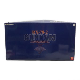 BANDAI (バンダイ) ガンプラ 箱ヨゴレ・へこみ有 PG 1/60 地球連邦白兵戦用モビルスーツ RX-78-2「ガンダム2号機」