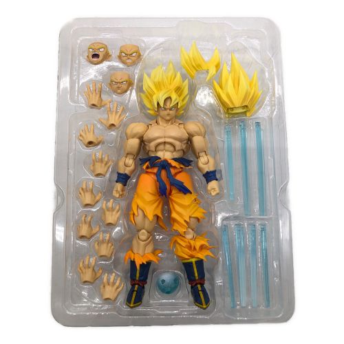 BANDAI　バンダイ　ドラゴンボール フィギュア 孫悟空 伝説のスーパーサイヤ人