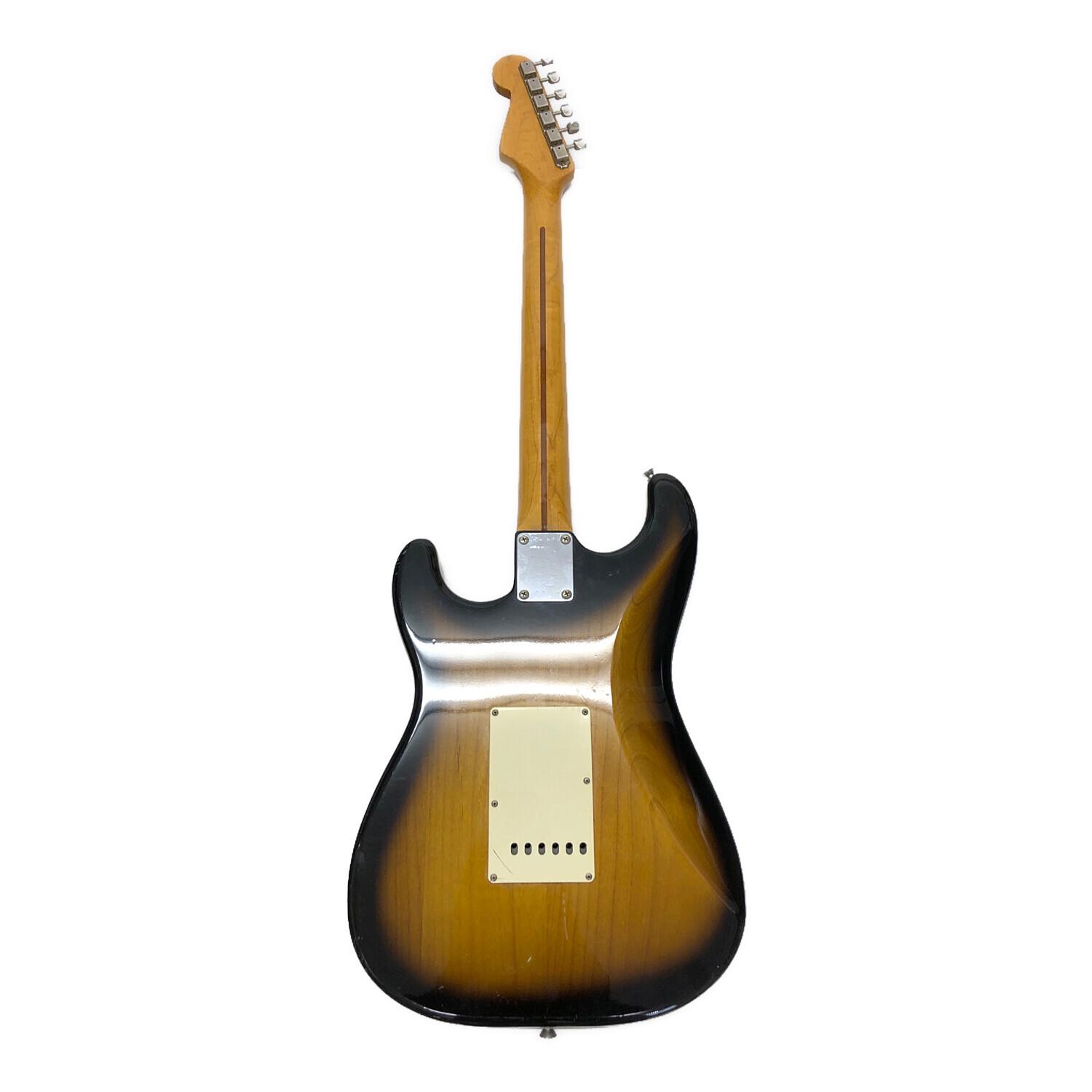 カート仕様　ストラトキャスター　Fender Squier by Fender SONIC STRATOCASTER HT Arctic White エレキ