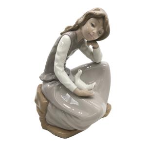 NAO (ナオ) フィギュリン 「少女と鳩」