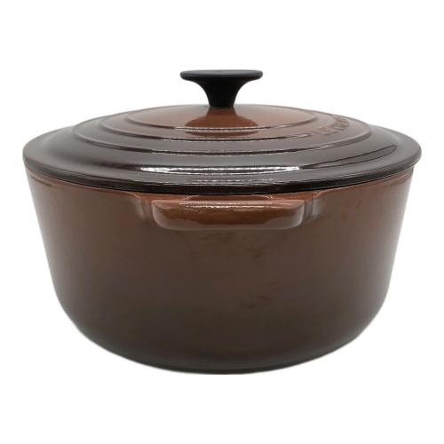 LE CREUSET (ルクルーゼ) 両手鍋 SIZE 24 ブラウン 蓋裏にややサビ有