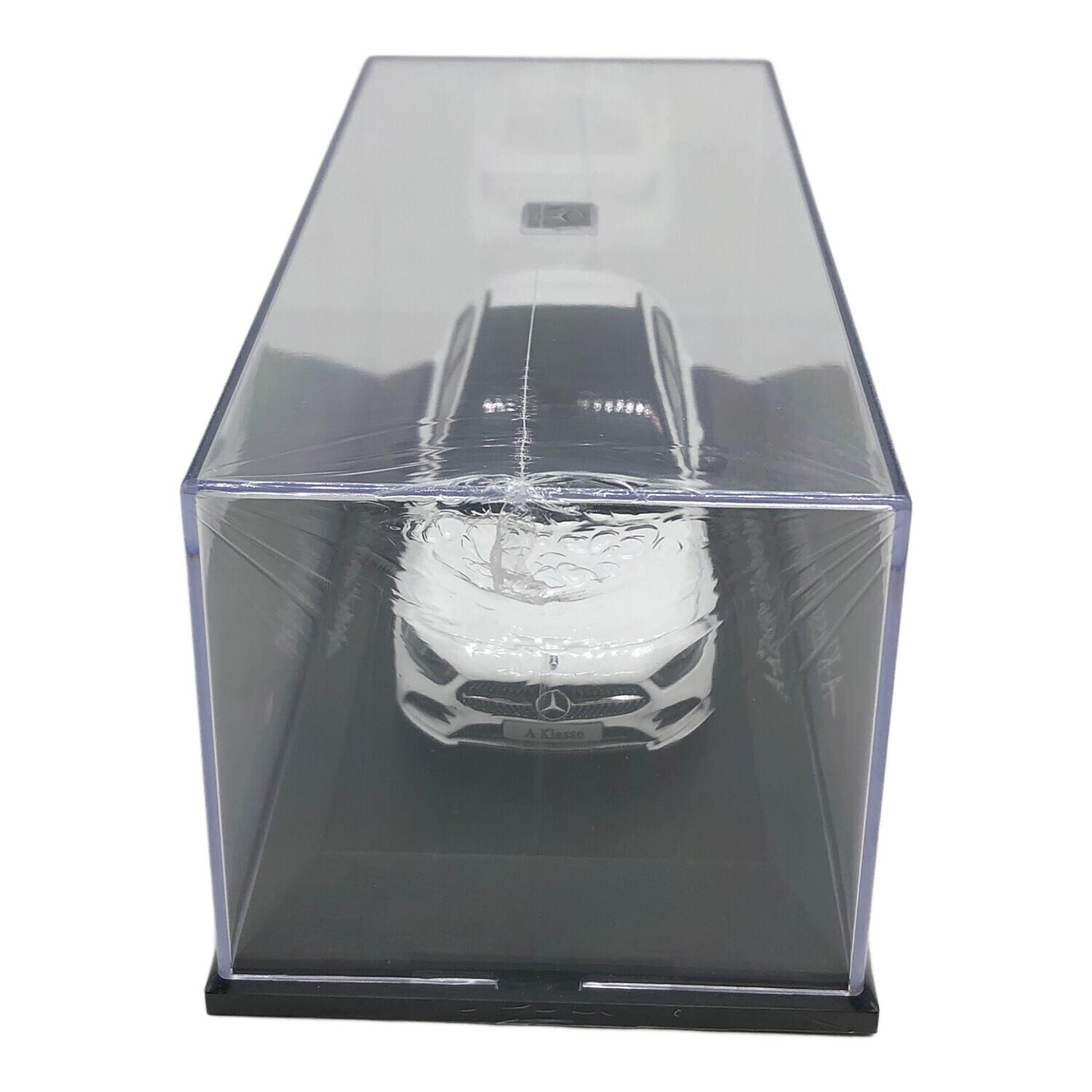Mercedes Benz (メルセデスベンツ) モデルカー 1:43 A-Klasse