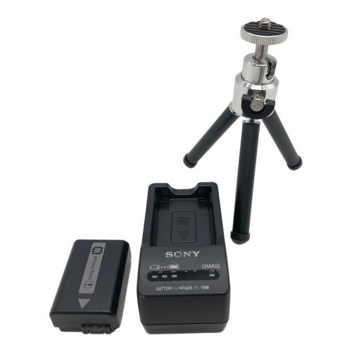 SONY (ソニー) デジタル一眼レフカメラ NEX-5 1670万画素(総画素) APS-C 23.5mm×15.6mm CMOS 専用電池(NP-FW50) ISO100～25600 1021888