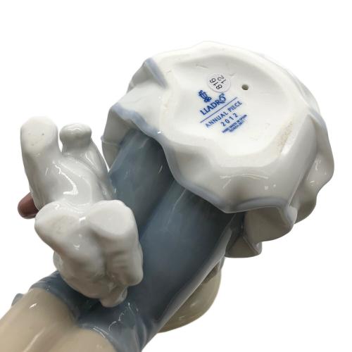 LLADRO (リヤドロ)01008645 そばにいるよ 犬と少女