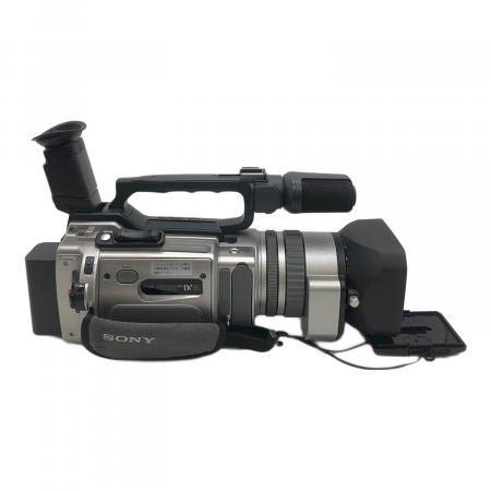 【ジャンク/故障品】ソニーDCR-VX2000 ビデオカメラ＋AC-VQ850 DCR-VX2000 / DV CAMERA RECORDER【中古放送用・業務用 映像機器・音響