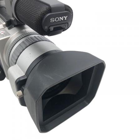 SONY (ソニー) デジタルビデオカメラ 2.5 型(インチ) DCR-VX2000