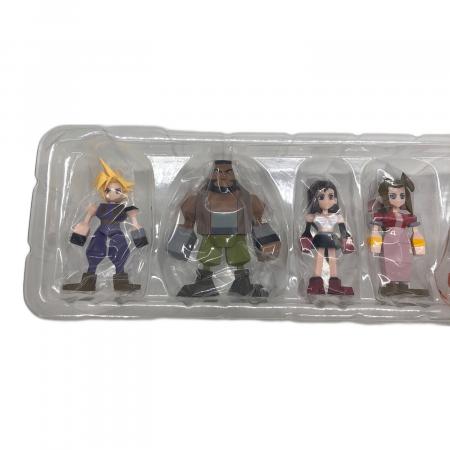SQUARE ENIX FF7 ミニフィギュア7体セット｜トレファクONLINE