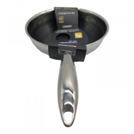 Swiss Diamond スイスダイヤモンド フライパン 24cm NIN NIN様専用