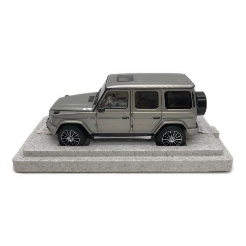 メルセデス ベンツ Gクラス 1/18 40周年リミテッドエディション