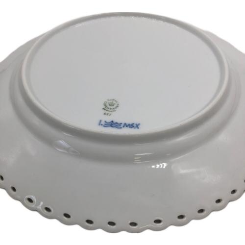 ROYAL COPENHAGEN (ロイヤル・コペンハーゲン) ブルーフルーテッド・フルレース　プレート 627　