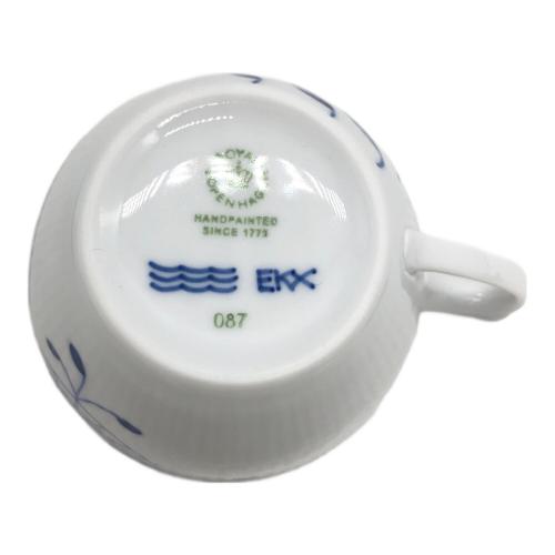 ROYAL COPENHAGEN (ロイヤル・コペンハーゲン) カップ&ソーサー . ブルーフルーテッド・メガ