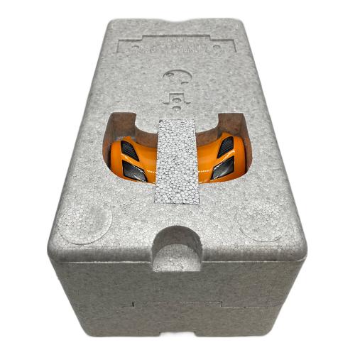 AUTOart（オートアート）ミニカー 1/18 グンペルト アポロ S（メタリック・オレンジ）