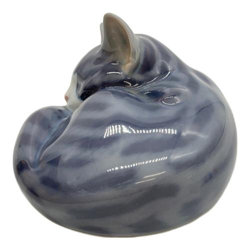 ROYAL COPENHAGEN (ロイヤル・コペンハーゲン) 眠り猫 フィギュリン 057