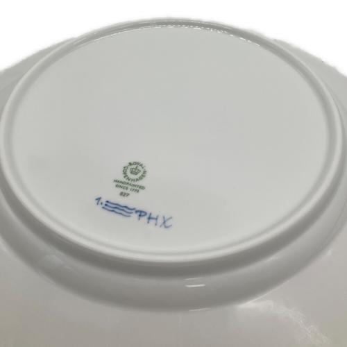 ROYAL COPENHAGEN (ロイヤル・コペンハーゲン) プレート ブルーフルーテッド・ハーフレース
