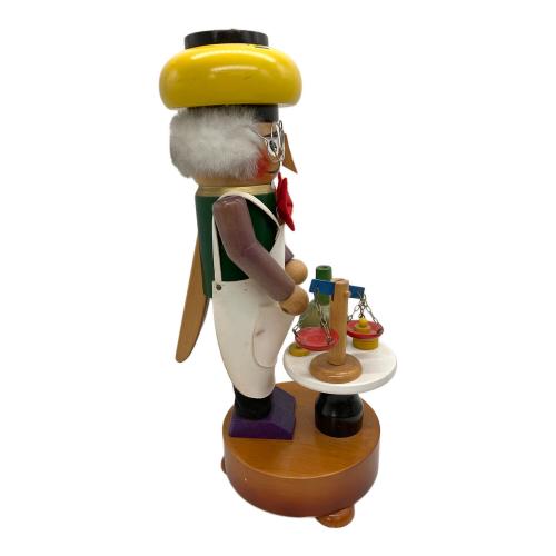 volkskunst くるみ割り人形