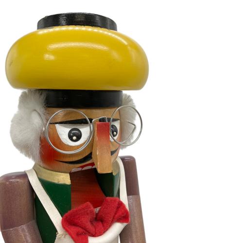 volkskunst くるみ割り人形