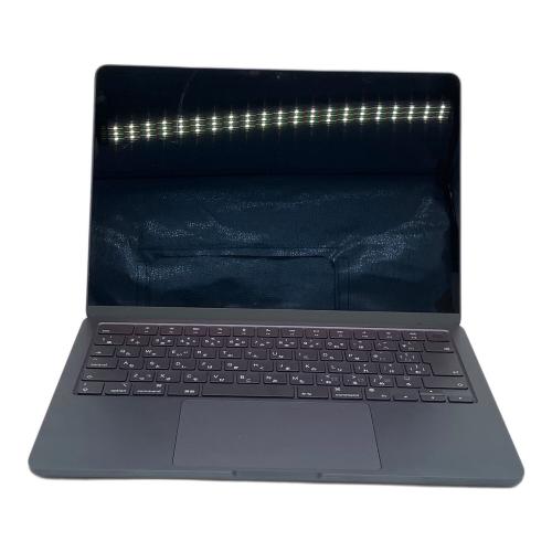 Apple (アップル) MacBook Air A2681 13.6インチ