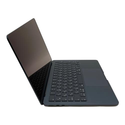 Apple (アップル) MacBook Air A2681 13.6インチ