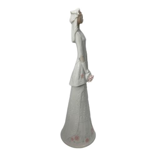 BAK39 極美品 LLADRO リヤドロ CAMPANITA ブライダルベル BAK39 極美品 LLADRO リヤドロ CAMPANITA ブライダルベル - メルカリ