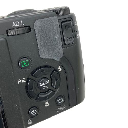 RICOH (リコー) コンパクトデジタルカメラ GX200