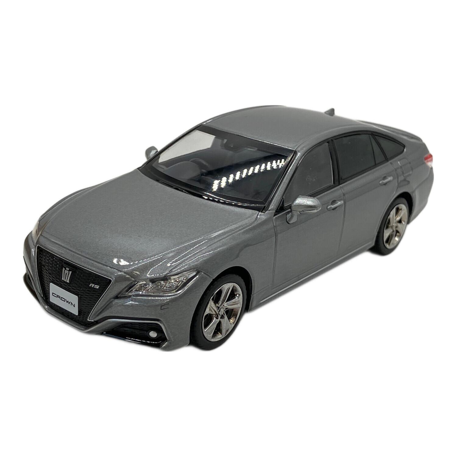 CROWN 1/30色見本ミニカー プレシャスメタル 1L5｜トレファクONLINE