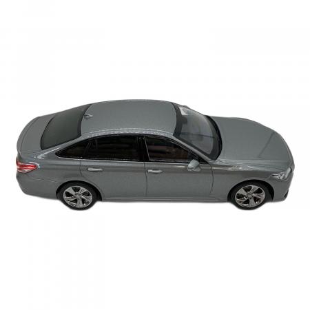 CROWN 1/30色見本ミニカー プレシャスメタル 1L5｜トレファクONLINE