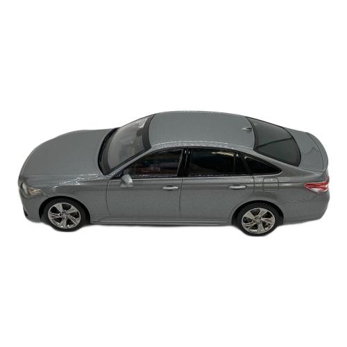 CROWN 1/30色見本ミニカー プレシャスメタル　1L5