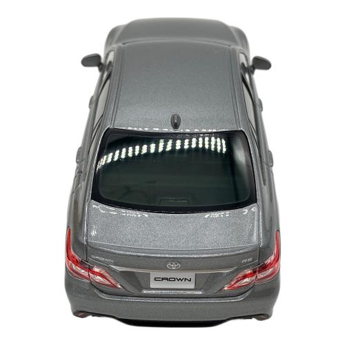 CROWN 1/30色見本ミニカー プレシャスメタル　1L5