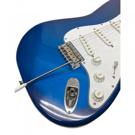 squier ストラトキャスター　日本製シルバーシリーズ Squier by FENDER (スクワイア) ストラトキャスター sst-r シルバー