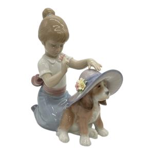 LLADRO (リヤドロ) フィギュリン おめかししようね