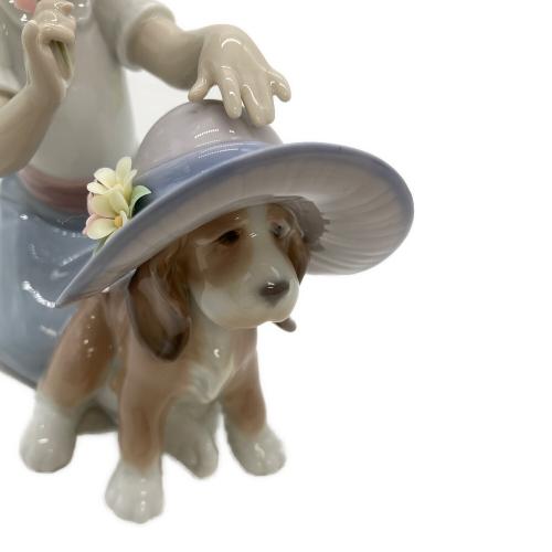 LLADRO (リヤドロ) フィギュリン おめかししようね