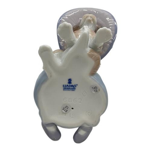 LLADRO (リヤドロ) フィギュリン おめかししようね