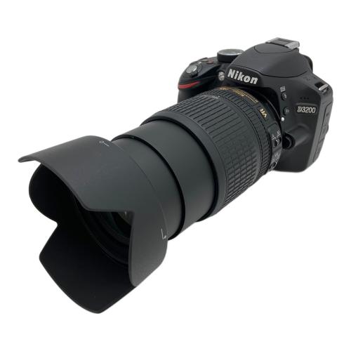 Nikon (ニコン) デジタル一眼レフカメラ D3200