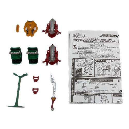 BANDAI（バンダイ）仮面ライダー龍騎 装着変身EX ミラーモンスターズ04