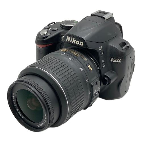 Nikon (ニコン) デジタル一眼レフカメラ D3000