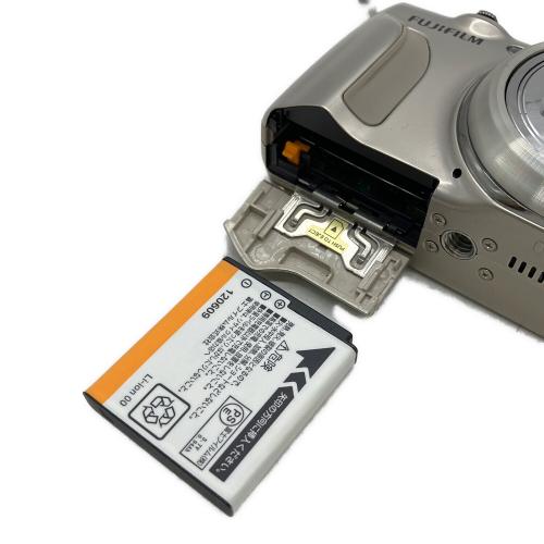 FUJIFILM (フジフィルム) コンパクトデジタルカメラ FINEPIX F800EXR